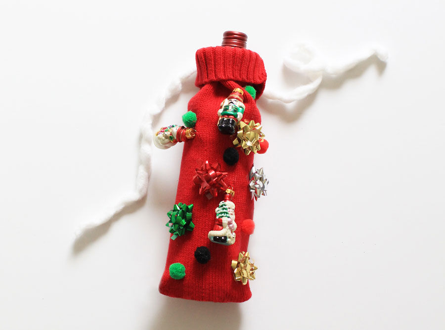 Tacky Christmas wine sleeve