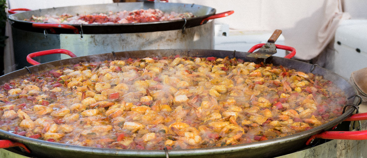 Paella cooking