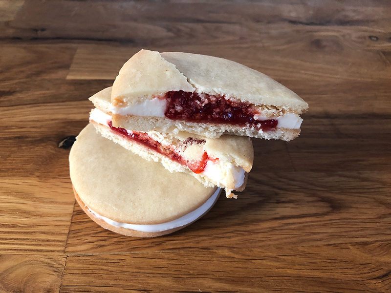 Strawberry Vanilla Cookie Sandwich